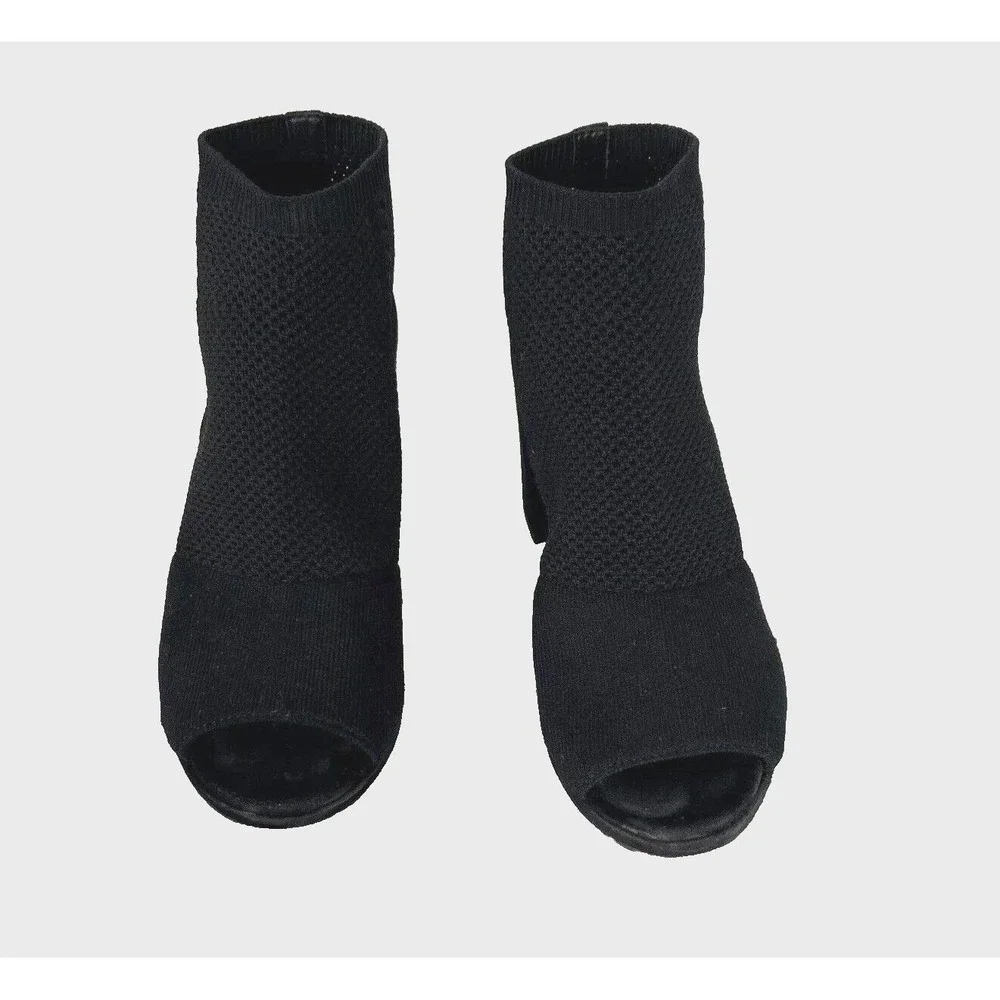 Eileen Fisher eileen fisher